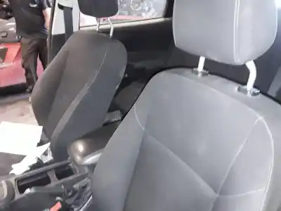 Scrapping Vehicle ford focus lim. st-line of the year 2001 powered m1dd