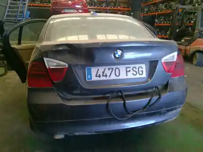 Vehicul casat bmw serie 3 berlina (e90) 2.0 16v diesel cat al anului 2001 alimentat m47