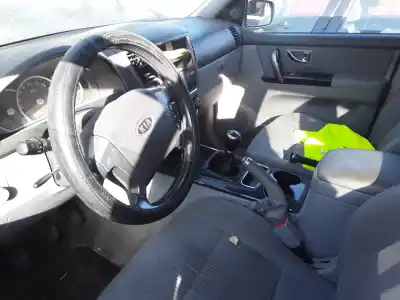 Véhicule à la ferraille kia sorento 2.5 crdi concept de l'année 2001 alimenté d4cb