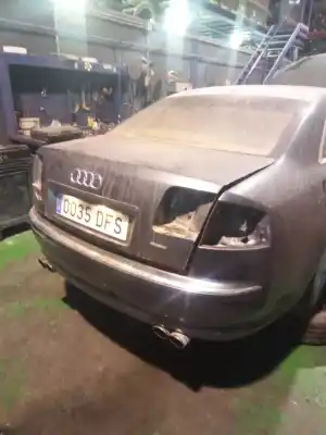 Здавання транспортного засобу audi a8 (4e2) 4.2 quattro року 2001 потужний bfm