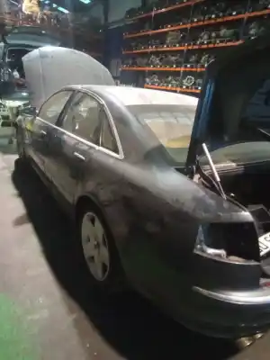 Здавання транспортного засобу audi a8 (4e2) 4.2 quattro року 2001 потужний bfm