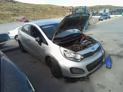 Veículo de Sucata kia rio iii 1.2 cvvt 84 cv do ano 2001 alimentado g4la