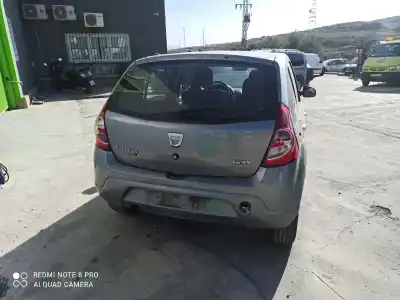 Veículo de Sucata dacia sandero ambiance do ano 2001 alimentado d4f732