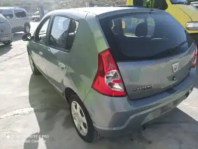 Veículo de Sucata dacia sandero ambiance do ano 2001 alimentado d4f732