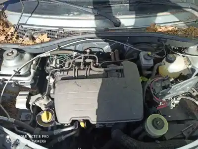 Veículo de Sucata dacia sandero ambiance do ano 2001 alimentado d4f732