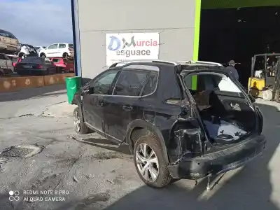 Veicolo di demolizione PEUGEOT 3008 Access dell'anno 2001 alimentato HNZ