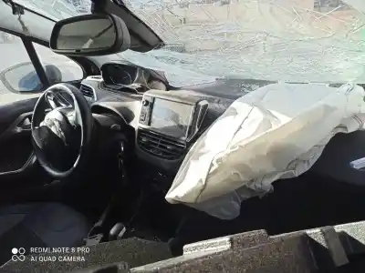 Veicolo di demolizione peugeot 3008 access dell'anno 2001 alimentato hnz