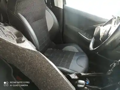 Veicolo di demolizione peugeot 3008 access dell'anno 2001 alimentato hnz