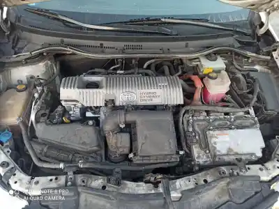 Sloopvoertuig toyota auris hybrid active van het jaar 2001 aangedreven 2zrfxe