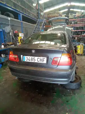 Veículo de Sucata bmw serie 3 berlina (e46) 320d do ano 2001 alimentado m47d20a