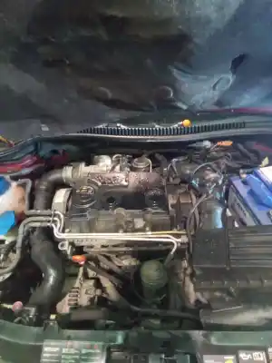 Veículo de Sucata seat leon (1p1) reference do ano 2001 alimentado bls