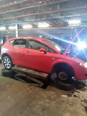 Veículo de Sucata seat leon (1p1) reference do ano 2001 alimentado bls