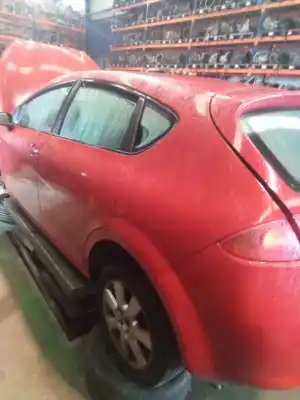 Veículo de Sucata SEAT LEON (1P1) Reference do ano 2001 alimentado BLS