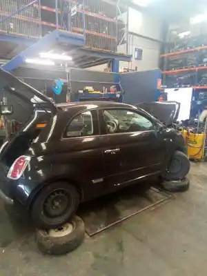 Sloopvoertuig fiat nuova 500 (150) pop van het jaar 2001 aangedreven 310a1027