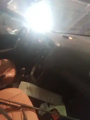 Veículo de Sucata kia ceed drive 110 cv / 81 kw do ano 2001 alimentado d4fd