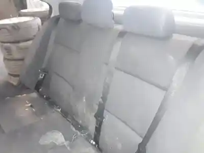 Veicolo di demolizione BMW SERIE 3 BERLINA (E90) 2.0 320d [2.0 Ltr. - 120 kW 16V Diesel] dell'anno 2001 alimentato N47D20C