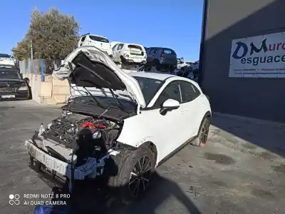 Scrapping Vehicle ford puma hybrid titanium design 125 cv / 92 kw of the year 2001 powered b7ja