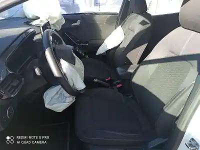 Scrapping Vehicle ford puma hybrid titanium design 125 cv / 92 kw of the year 2001 powered b7ja