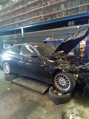 Veicolo di demolizione bmw serie 3 berlina (e90) 318d dell'anno 2001 alimentato m47t2