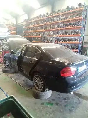 Veicolo di demolizione bmw serie 3 berlina (e90) 318d dell'anno 2001 alimentato m47t2
