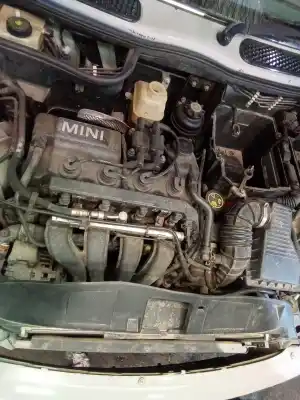 Scrapping Vehicle mini cabrio (r52) cooper of the year 2001 powered w10