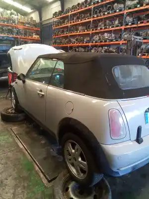 Scrapping Vehicle mini cabrio (r52) cooper of the year 2001 powered w10