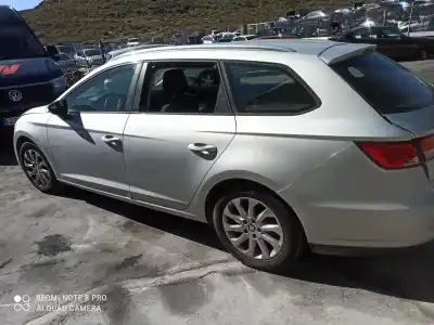 Здавання транспортного засобу seat leon st (5f8) style року 2001 потужний czc