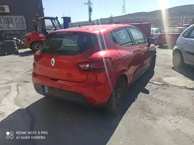 Scrapping Vehicle renault clio iv (bh_) 1.2 16v of the year 2001 powered d4f740