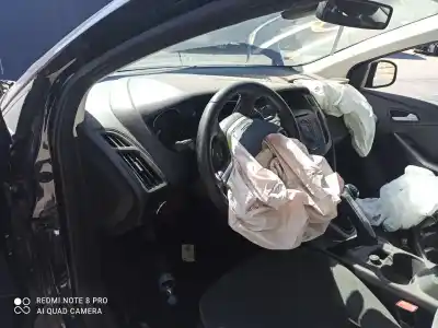 Veicolo di demolizione ford focus lim. (cb8) ambiente dell'anno 2001 alimentato iqdb