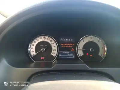 Scrapping Vehicle jaguar xf 3.0 v6 premium luxury of the year 2001 powered 