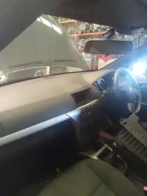 Veículo de Sucata opel astra h berlina cosmo do ano 2001 alimentado z18xer