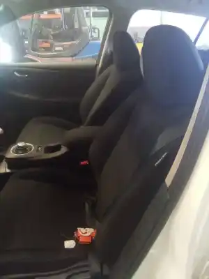 Veículo de Sucata nissan leaf visia 109 cv / 80 kw do ano 2001 alimentado em57