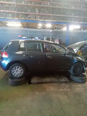 Veículo de Sucata volkswagen golf vi (5k1) advance bluemotion do ano 2001 alimentado cayd