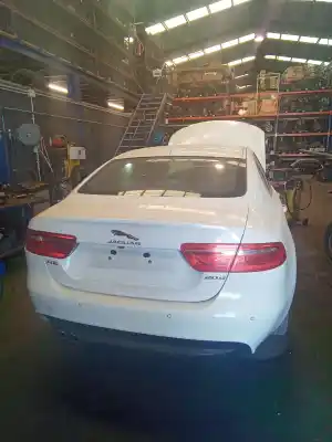 Scrapping Vehicle jaguar xe pure of the year 2001 powered 204dtd