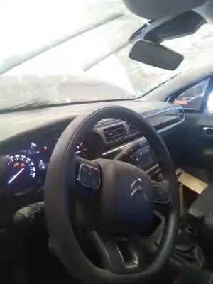 Veículo de Sucata citroen c3 live do ano 2001 alimentado dv5rce