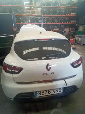 Veicolo di demolizione RENAULT CLIO IV (BH_) 0.9 TCE 90 dell'anno 2001 alimentato H4B