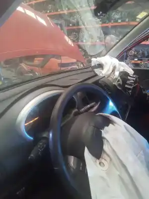 Veículo de Sucata nissan micra (k12e) visia do ano 2001 alimentado k9k276