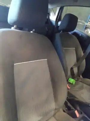 Veicolo di demolizione ford fiesta (cb1) trend dell'anno 2001 alimentato f6jb