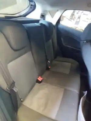 Veicolo di demolizione ford fiesta (cb1) trend dell'anno 2001 alimentato f6jb