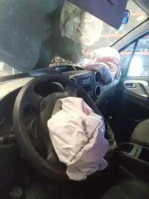 Veículo de Sucata citroen berlingo cuadro business l1 do ano 2001 alimentado 9hp