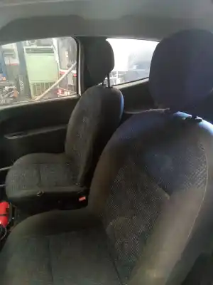 Veículo de Sucata renault twingo societe do ano 2001 alimentado d4f770