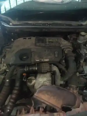 Veículo de Sucata peugeot 508 access do ano 2001 alimentado 9hr