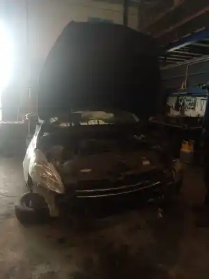 Veículo de Sucata PEUGEOT 508 Access do ano 2001 alimentado 9HR