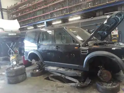 Veicolo di demolizione land rover discovery v6 td s dell'anno 2001 alimentato 276dt