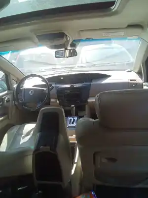 Здавання транспортного засобу ssangyong rodius xdi року 2001 потужний 