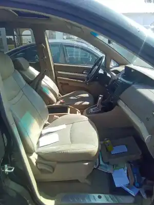 Здавання транспортного засобу ssangyong rodius xdi року 2001 потужний 
