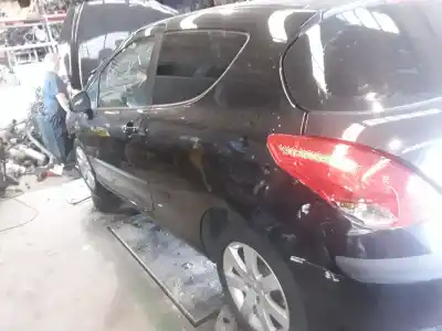 Scrapping Vehicle peugeot 308 envy of the year 2001 powered 5fw