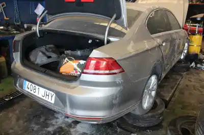 Veículo de Sucata volkswagen passat b8 (3g2, cb2) 1.6 tdi do ano 2001 alimentado dcxa