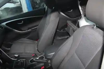 Утилизация автомобиля hyundai i30 (gd) 1.6 crdi cat 128 cv / 94 kw года 2001 питание d4fb Утилизация автомобиля hyundai i30 (gd) 1.6 crdi cat 128 cv / 94 kw года 2001 питание d4fb