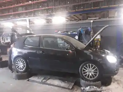 Sloopvoertuig VOLKSWAGEN GOLF V BERLINA (1K1) GT Sport van het jaar 2001 aangedreven BMN